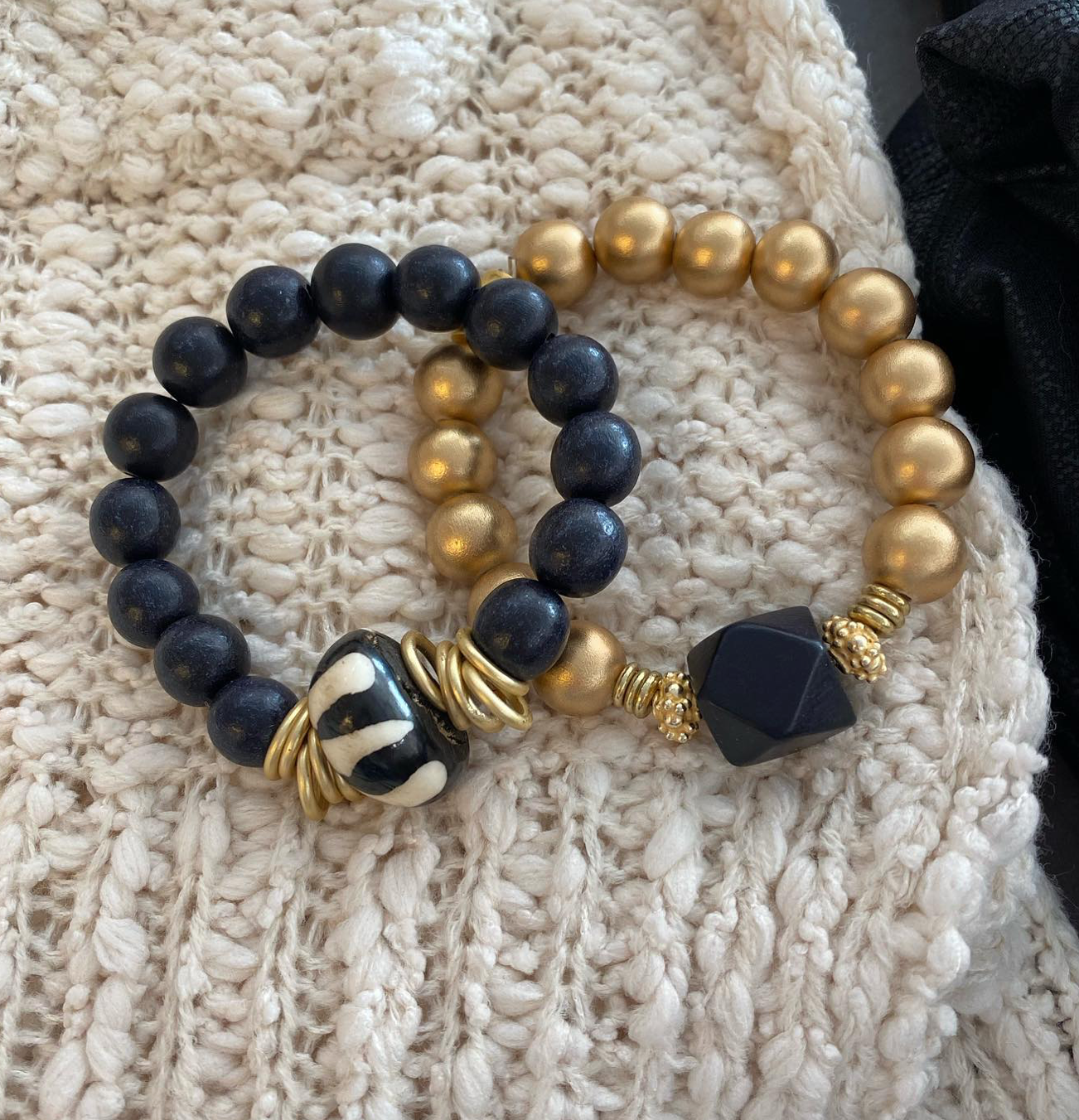 Black/Gold Bead Bracelet Set